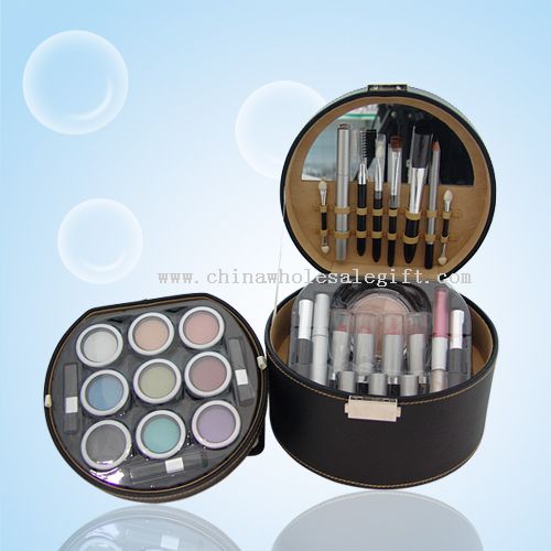 Cosmetic Set
